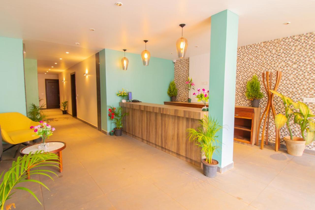 Octave Rococco Morjim Hotel Pernem Exterior photo